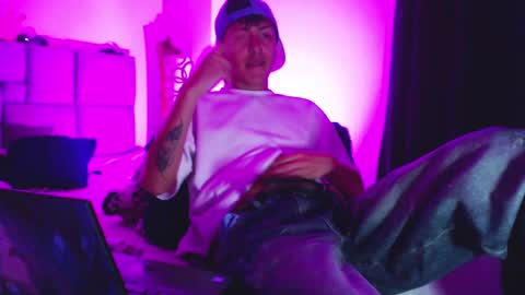 Im Nayton online show from October 21, 12:03 am