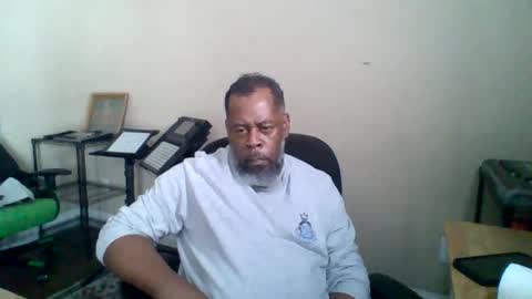 Terry online show from October 18, 5:51 pm