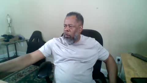 Terry online show from November 1, 6:12 pm