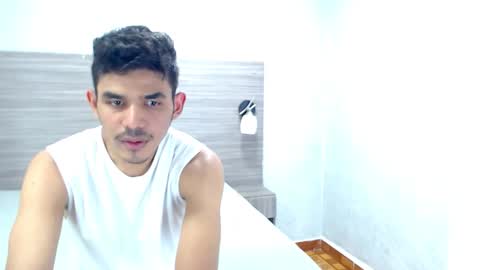 NICOLAS online show from November 24, 8:21 pm