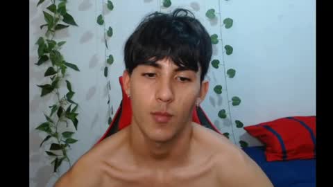 Snapshot of neithanzyn chatting on March 1, 7:04 pm Neithanzyn online show from March 1, 7:04 pm