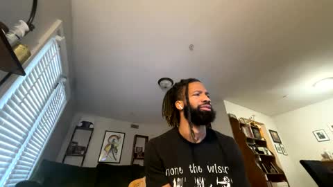 Hippie Dante online show from January 16, 5:55 pm