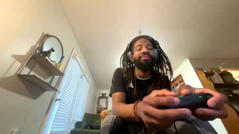 Hippie Dante online show from January 31, 10:10 pm