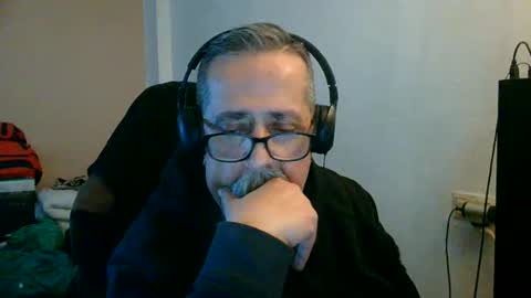 neron401 online show from February 15, 4:04 pm