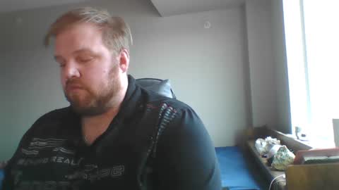 Nessie 005 online show from March 12, 9:35 pm