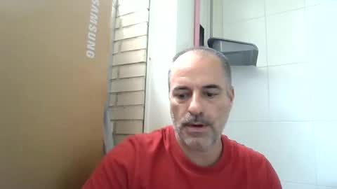 Snapshot of neuronas33 chatting on October 10, 7:35 am Volsonov online show from October 10, 7:35 am