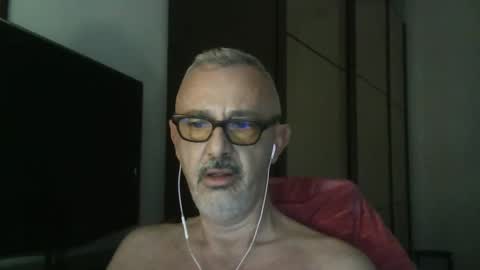 nevenerabis online show from October 12, 4:23 pm