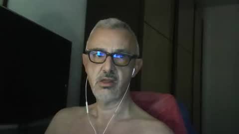 nevenerabis online show from October 30, 6:53 pm