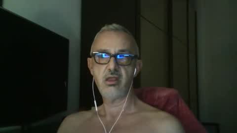 nevenerabis online show from October 23, 5:49 pm