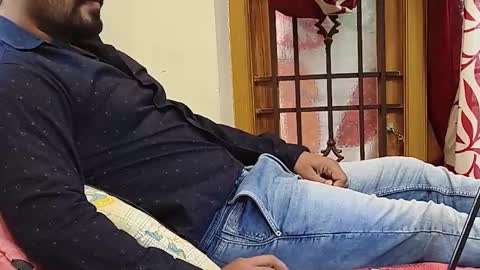 Robin online show from November 17, 5:54 am