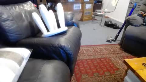 niceasscammo69 online show from September 18, 10:17 am