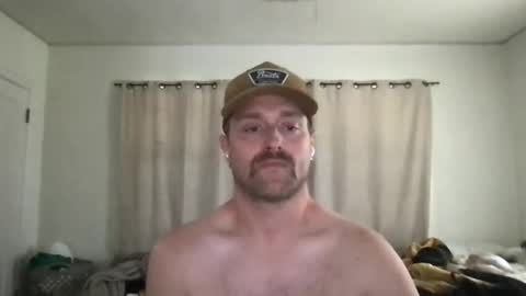 NiceButtNiceGuy online show from June 3, 9:31 pm