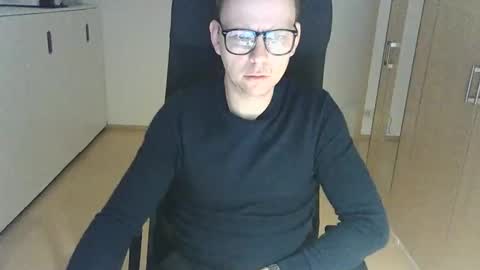 Snapshot of niceguyflo chatting on February 1, 2:26 am NiceGuyFlo online show from February 1, 2:26 am