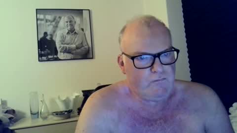 Snapshot of nicexxdane chatting on February 22, 5:55 am nicexxdane online show from February 22, 5:55 am