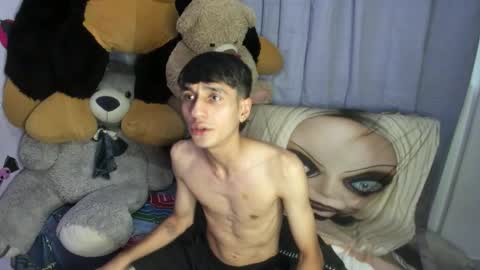 Nick online show from February 5, 10:39 pm