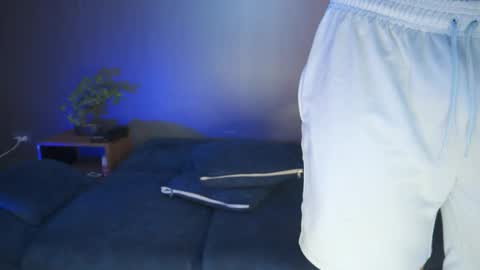 nick fenix online show from January 17, 6:38 am