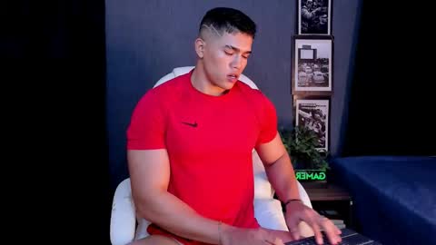 Snapshot of nick_fenix chatting on September 20, 4:12 am nick fenix online show from September 20, 4:12 am