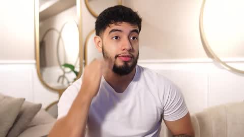 Jhohan online show from December 17, 1:07 pm