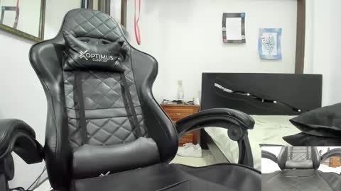 nickbroh online show from October 21, 3:04 pm