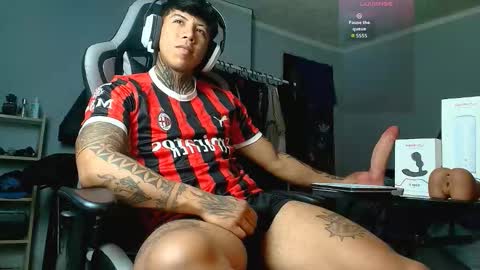 Nickhot0609 online show from September 24, 2:33 am