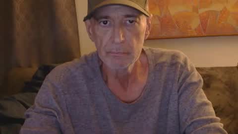 nickincali online show from January 19, 3:42 am