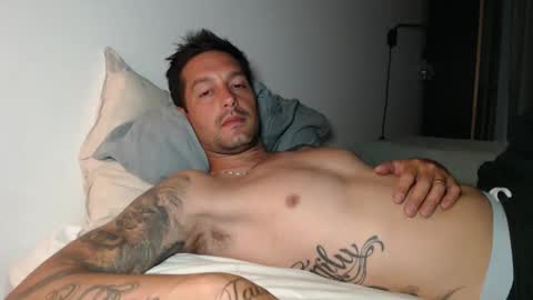 Nick maxx online show from January 8, 2:55 pm