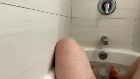 nico198217 online show from April 17, 9:06 pm