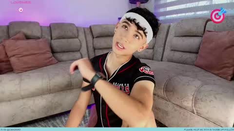 Snapshot of nico_cruz chatting on October 3, 10:15 pm nico online show from October 3, 10:15 pm