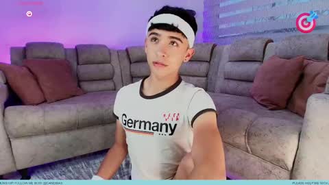 Snapshot of nico_cruz chatting on September 25, 10:52 pm nico online show from September 25, 10:52 pm