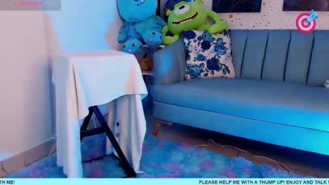 Snapshot of nico_cruz chatting on March 5, 2:12 pm nico online show from March 5, 2:12 pm