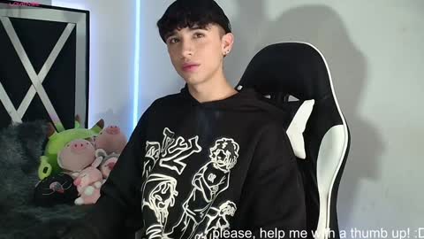 Snapshot of nico_cruz chatting on December 3, 9:56 pm nico online show from December 3, 9:56 pm