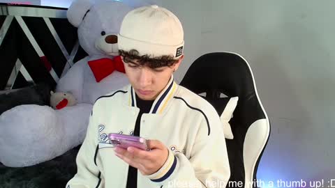 Snapshot of nico_cruz chatting on February 2, 3:21 am nico online show from February 2, 3:21 am