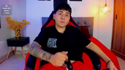 nicolas_james_sc online show from October 8, 3:16 pm