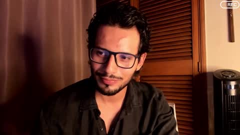 nicolasrodrii online show from September 8, 11:37 pm