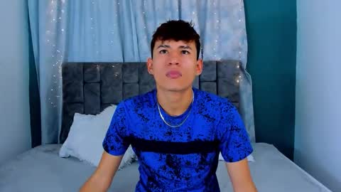 nicolastorres__ online show from December 17, 3:47 am