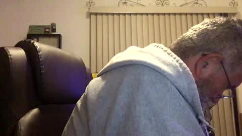 nightmoves1970 online show from September 14, 3:30 am