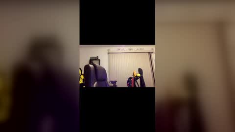 nightmoves1970 online show from December 18, 4:08 am