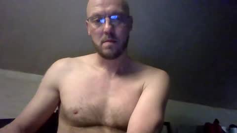 Snapshot of nighttime654539 chatting on February 27, 12:52 am nighttime online show from February 27, 12:52 am