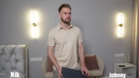 Nik online show from July 11, 5:48 pm