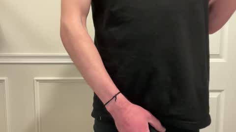 niko9inches online show from February 12, 8:37 pm