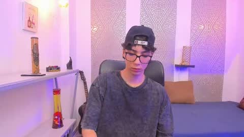    online show from October 14, 4:19 am