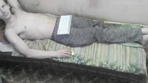 nikolos22 online show from February 3, 10:21 pm