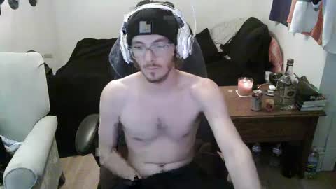 Snapshot of nipsipper22 chatting on December 10, 2:02 am nipsipper online show from December 10, 2:02 am
