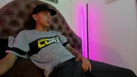 Noah Blake online show from September 30, 2:40 am