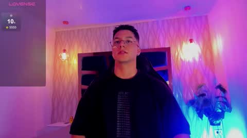 Noah online show from March 2, 5:31 pm