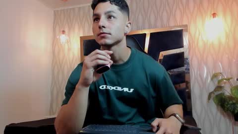 Noah online show from March 27, 5:25 pm