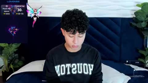 noah_dupont_ online show from November 19, 12:05 pm