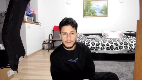 Noah online show from December 18, 6:25 pm