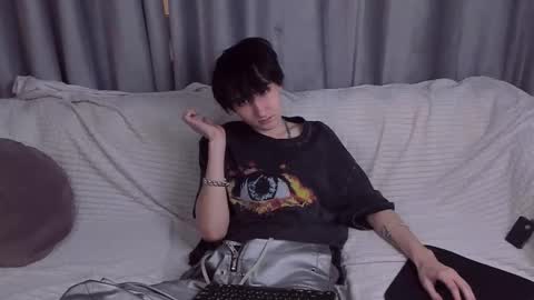 Noah online show from October 4, 1:38 pm