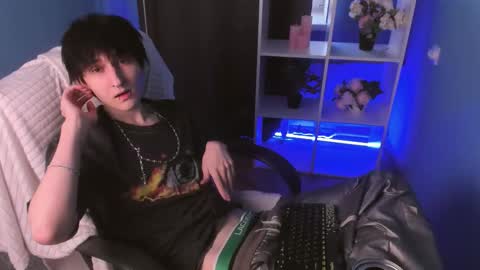Noah online show from October 3, 1:27 pm